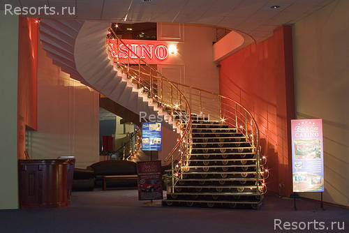 Cherno More Hotel 17
